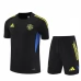 Enfant Manchester United Ensemble Maillot d'entraînement 2025/26 - Shorts Noir Enfant Manchester United Ensemble Maillot d'entraînement 2025/26 - Shorts Noir