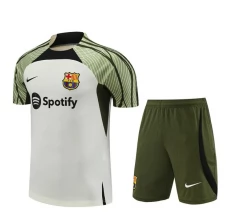 FC Barcelone Training T-Shirt Suits 2023/24 - Vert FC Barcelone Training T-Shirt Suits 2023/24 - Vert