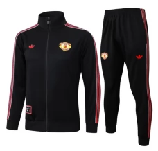 Manchester United Ensemble Veste d'entraînement 2025/26 - Noir Manchester United Ensemble Veste d'entraînement 2025/26 - Noir