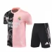 Real Madrid Ensemble Maillot d'entraînement 2025/26 - Shorts Dragon Rose Real Madrid Ensemble Maillot d'entraînement 2025/26 - Shorts Dragon Rose