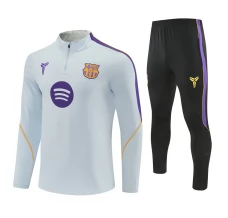 Survêtement FC Barcelone 2026/27 - 1-4 Zip Gris Survêtement FC Barcelone 2026/27 - 1-4 Zip Gris