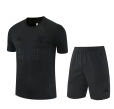 Survêtement(Maillot+Shorts) Real Madrid 2026/27 Noir Survêtement(Maillot+Shorts) Real Madrid 2026/27 Noir